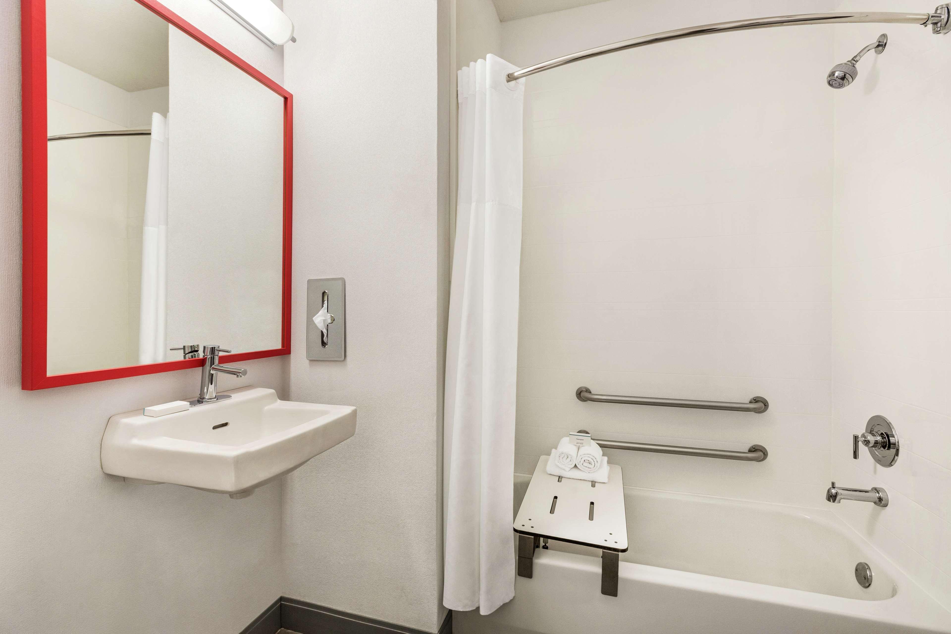 Hampton Inn Kansas City Blue Springs Exterior foto