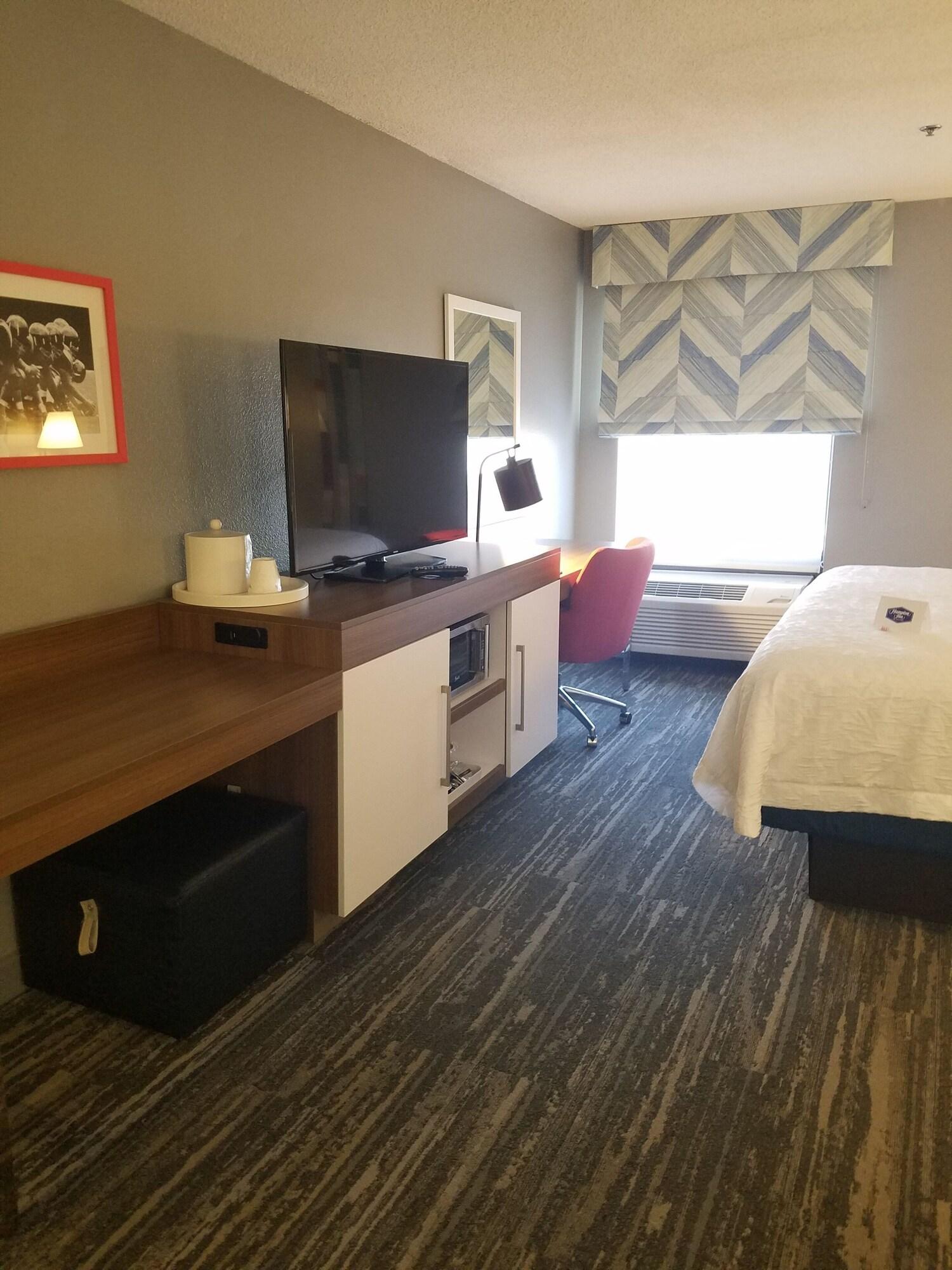 Hampton Inn Kansas City Blue Springs Exterior foto