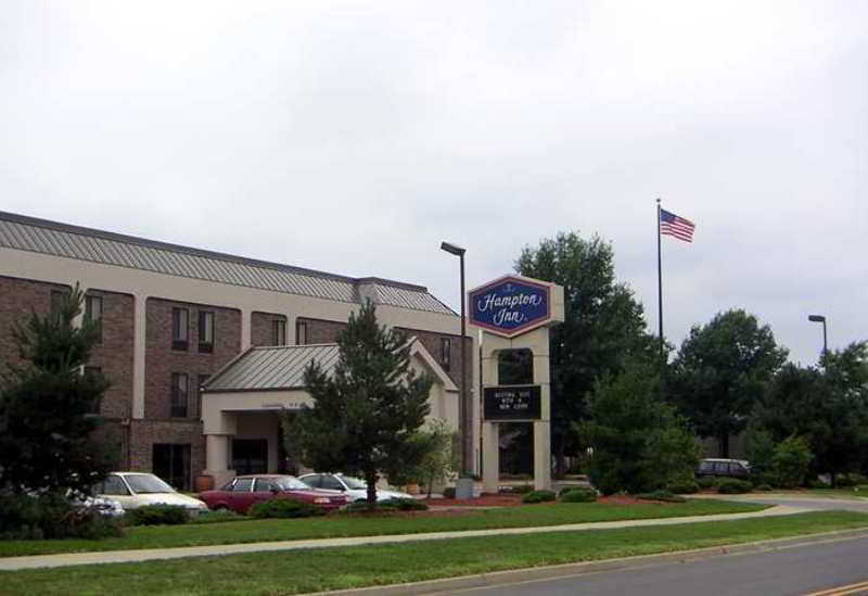 Hampton Inn Kansas City Blue Springs Exterior foto